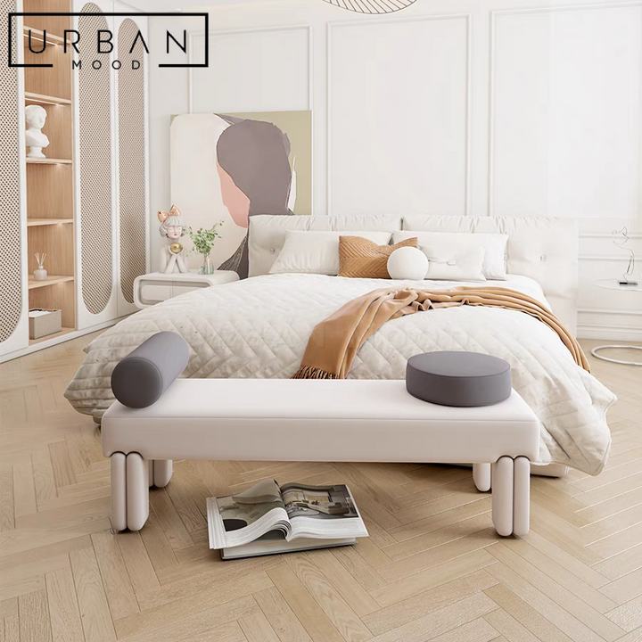 FUMI Modern Boucle Bench