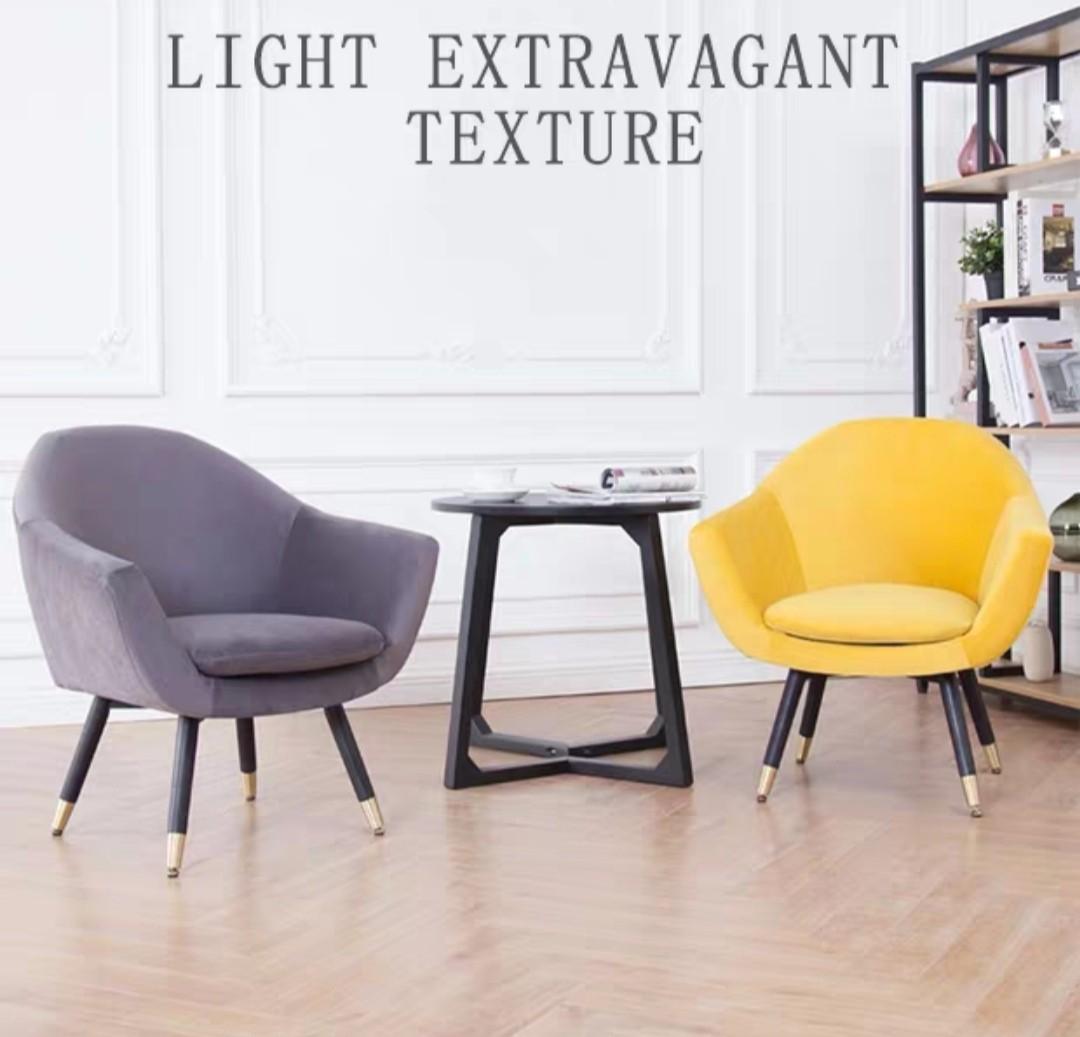 BLANCO Modern Velvet Lounge Chair