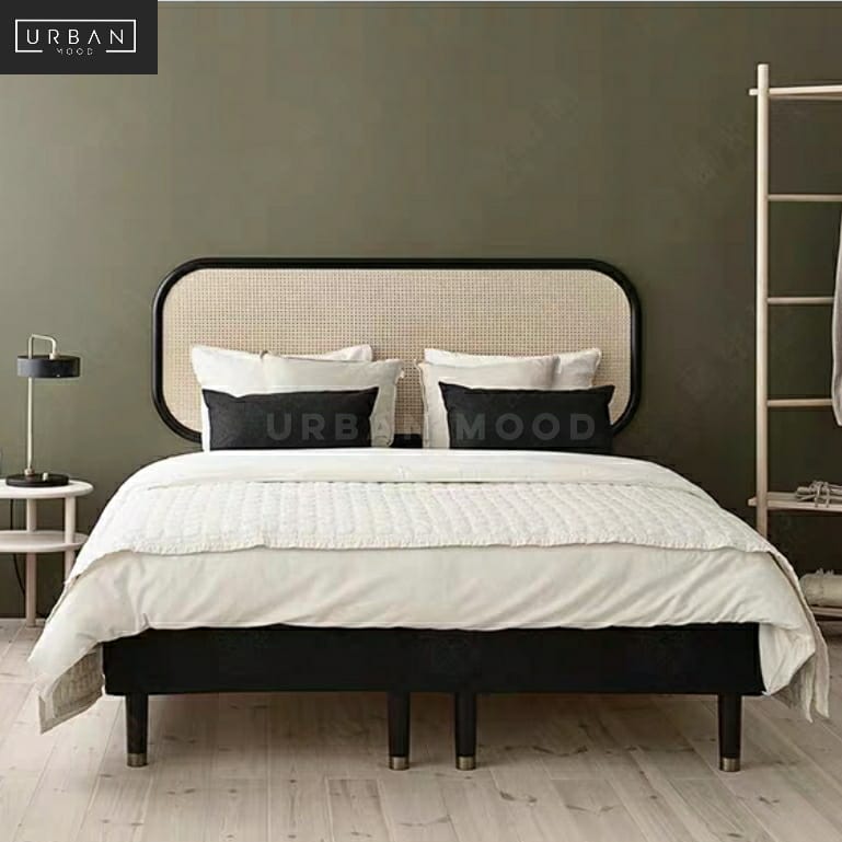 MONTAGE Vintage Rattan Bedframe Urban Mood