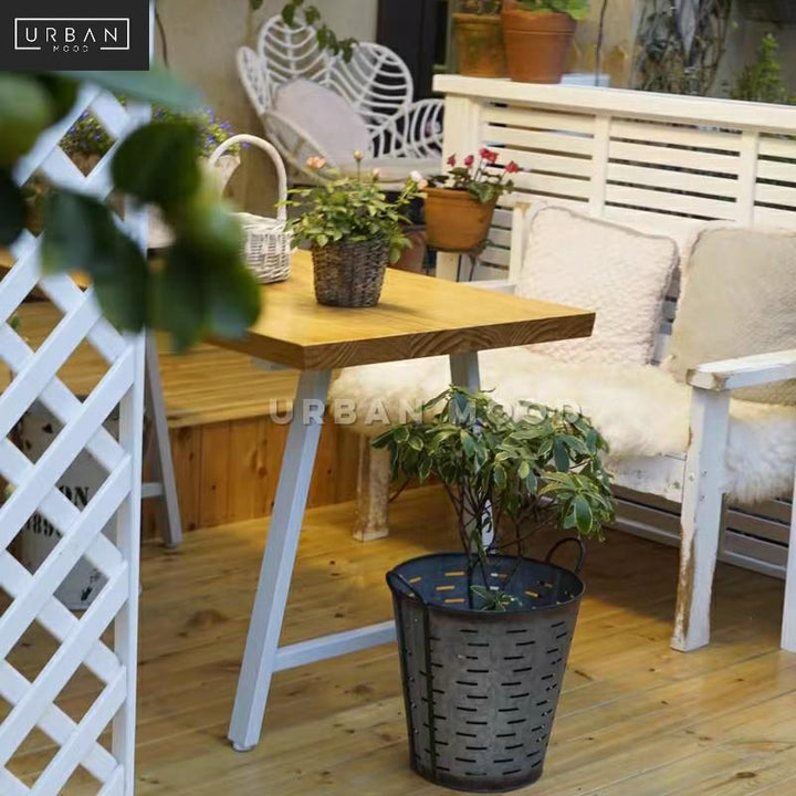 MICHIGAN Scandinavian Solid Wood Dining Table