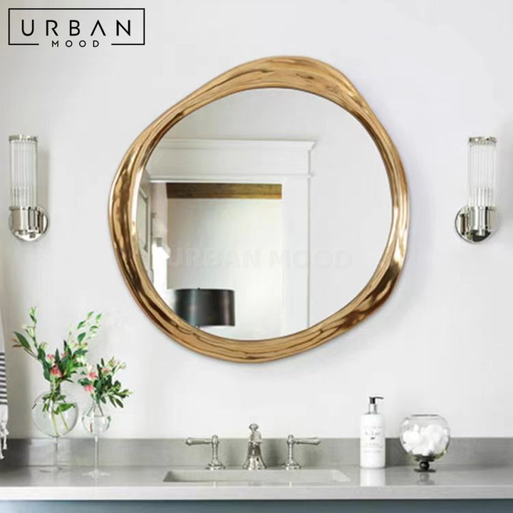 AMORA Classic Wall Mirror