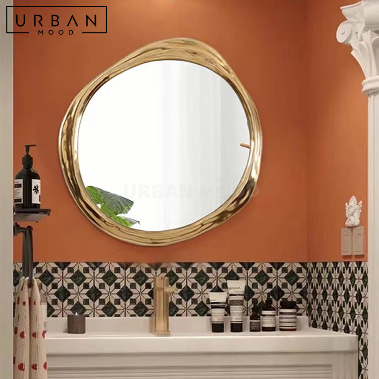 AMORA Classic Wall Mirror