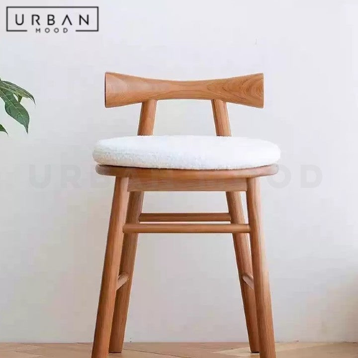 CHEUNG Rustic Solid Wood Stool