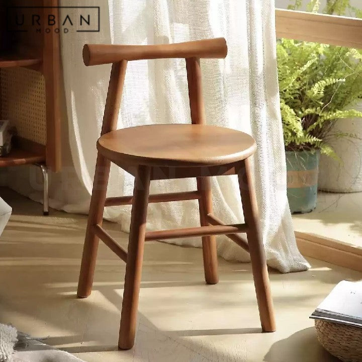 CHEUNG Rustic Solid Wood Stool