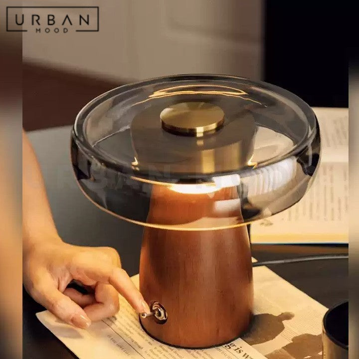 EBBESEN Vintage Solid Wood Table Lamp