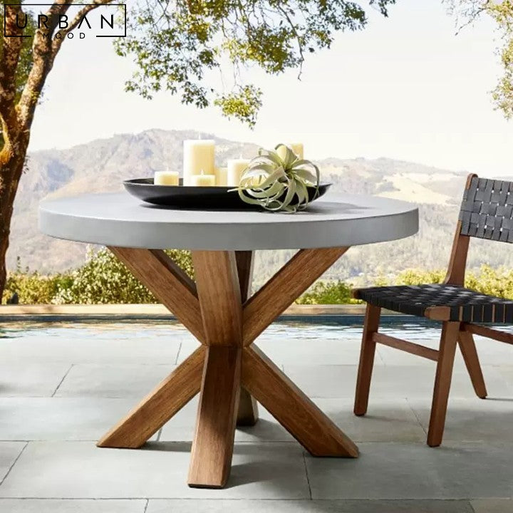 LUND Industrial Round Outdoor Table