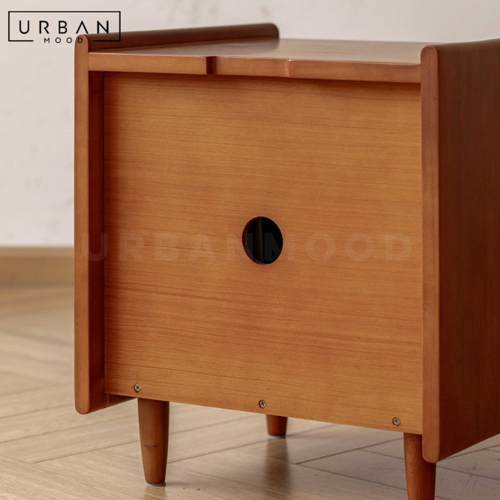 FALKEN Modern Solid Wood Bedside Table