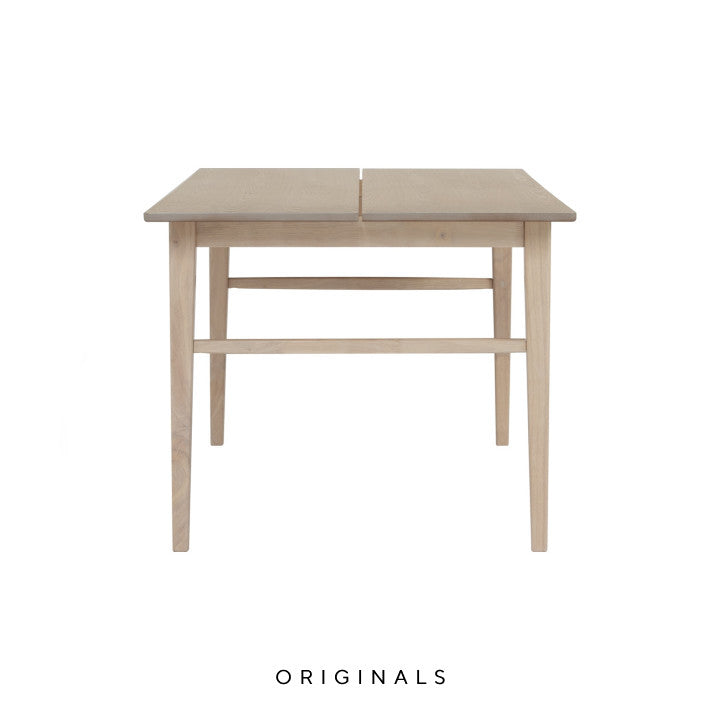 FIRA Scandinavian Dining Table