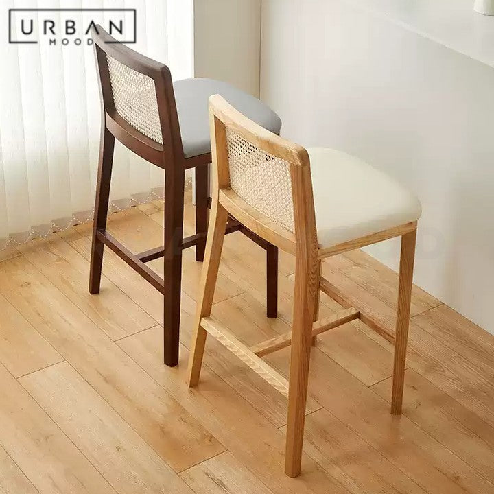 HUTTER Modern Rattan Bar Stool