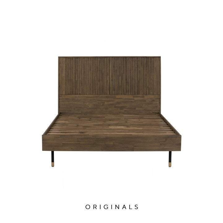 JOSEFINE Farmhouse Bedframe