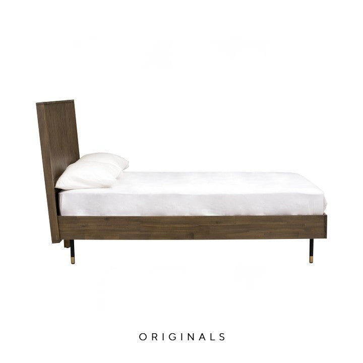 JOSEFINE Farmhouse Bedframe