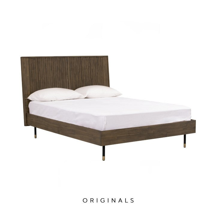 JOSEFINE Farmhouse Bedframe