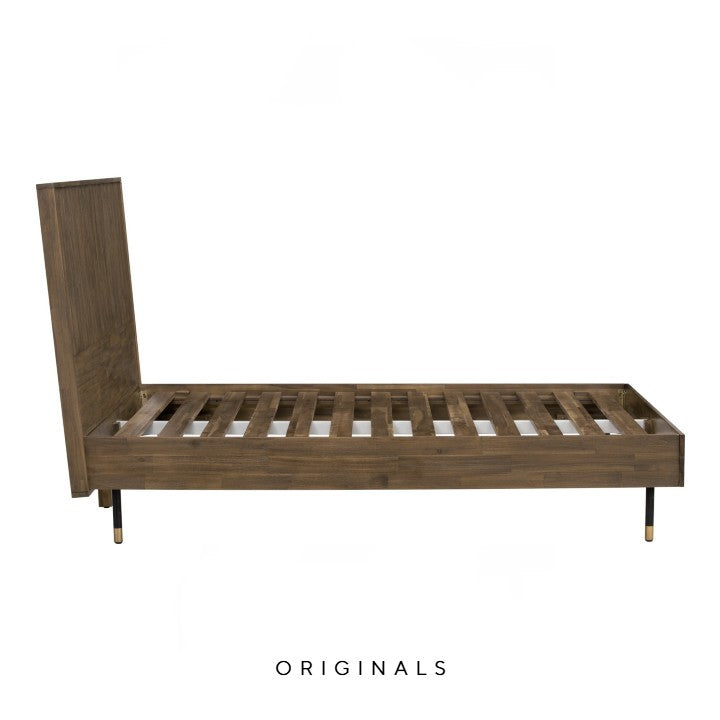 JOSEFINE Farmhouse Bedframe