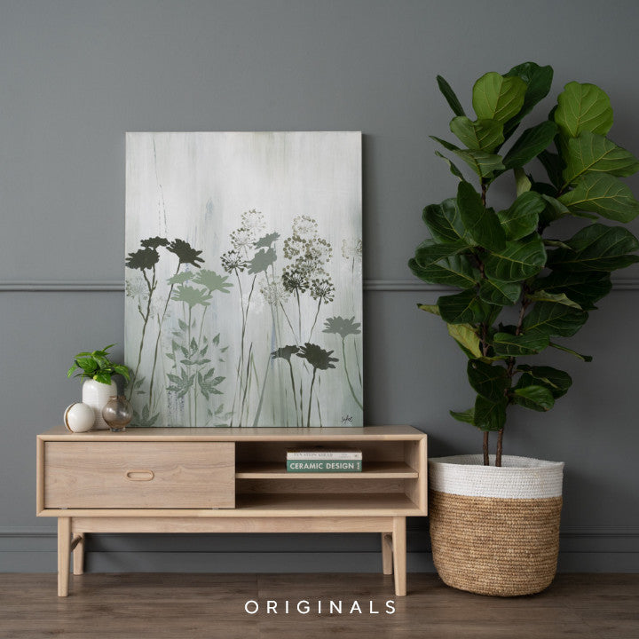 KUTSEN Modern TV Console