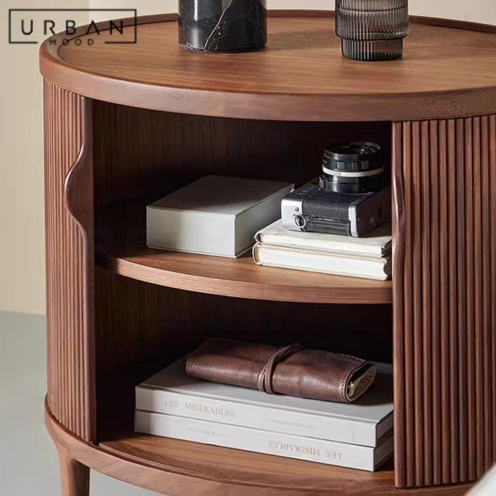 LECCO Modern Solid Wood Bedside Table