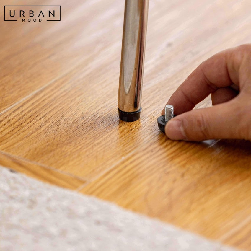 LILIES Modern Solid Wood Bedside Table