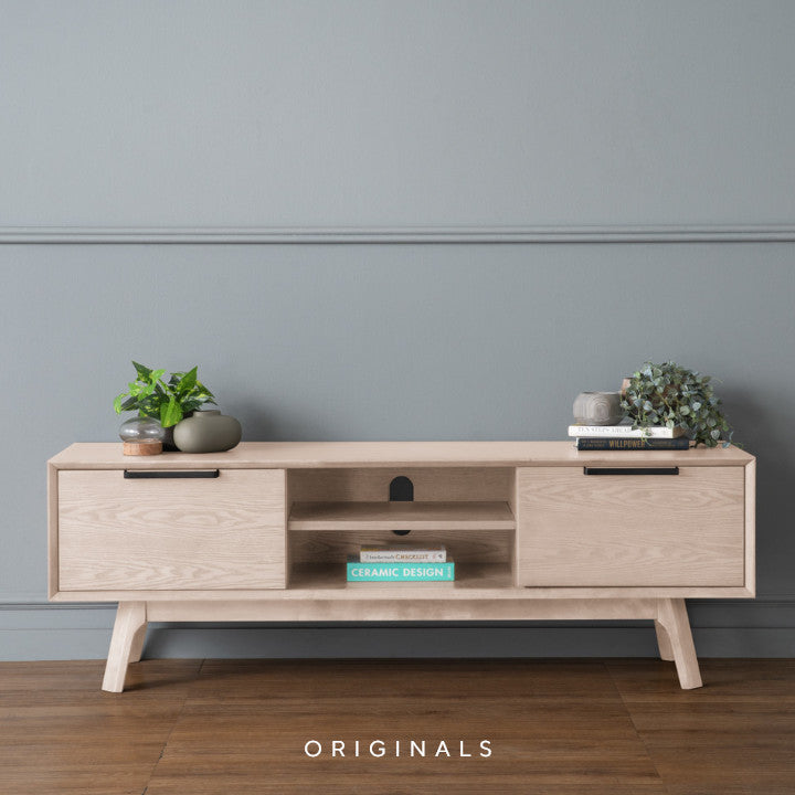 MARCH Scandinavian TV Console