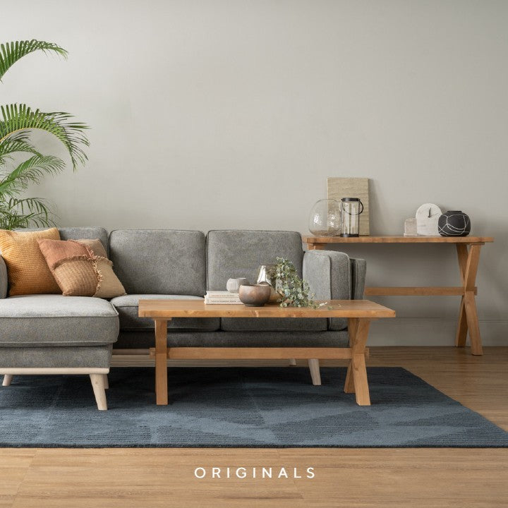 ZIRI Scandinavian Solid Wood Side Table