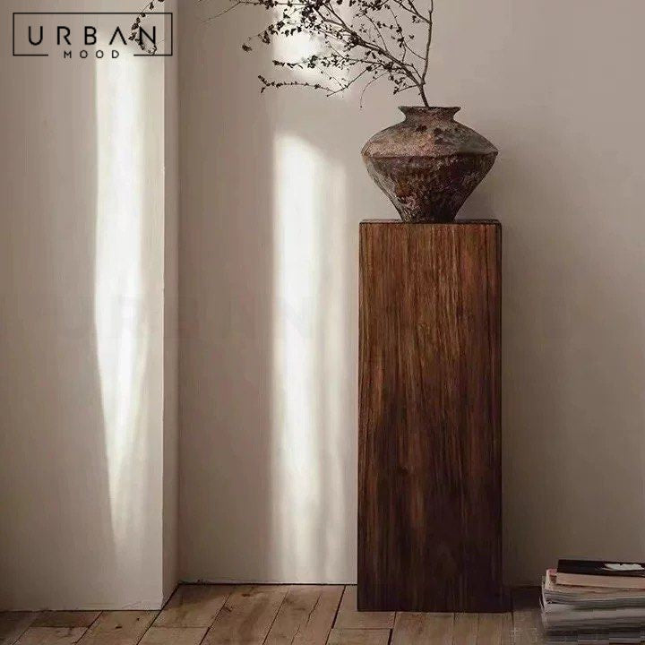 PAEZ Rustic Solid Wood Pedestal