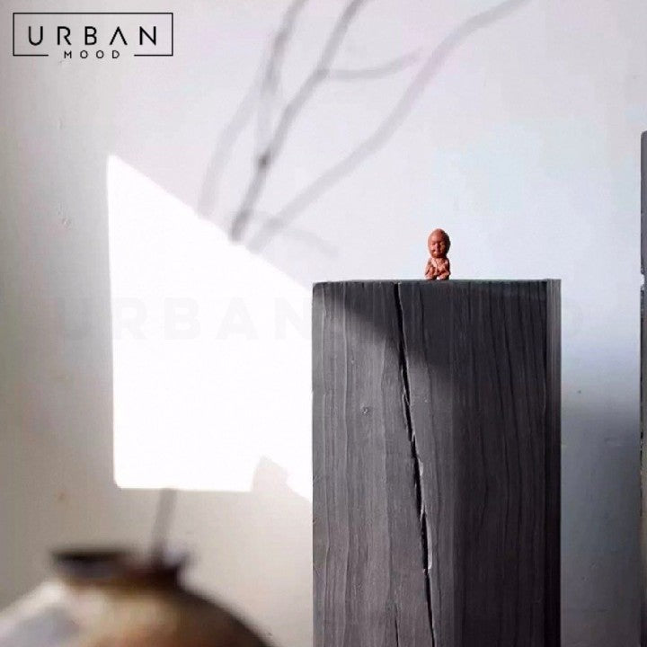 PAEZ Rustic Solid Wood Pedestal