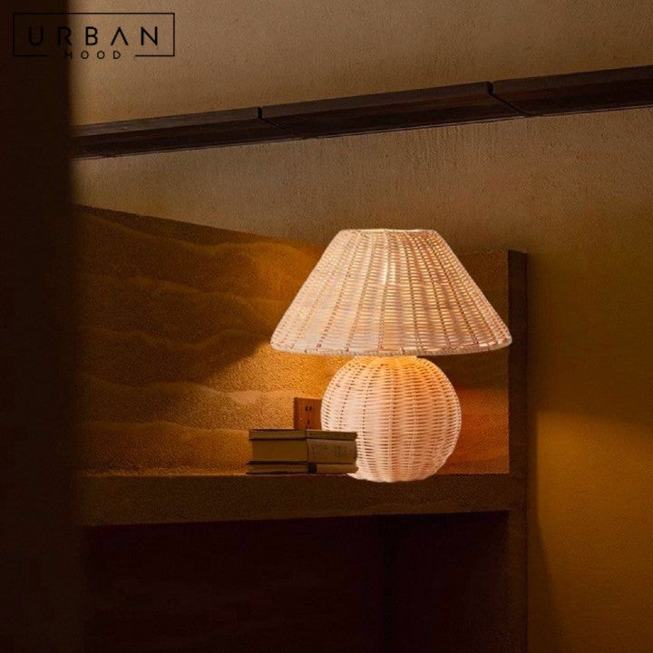 PERERA Rustic Rattan Table Lamp