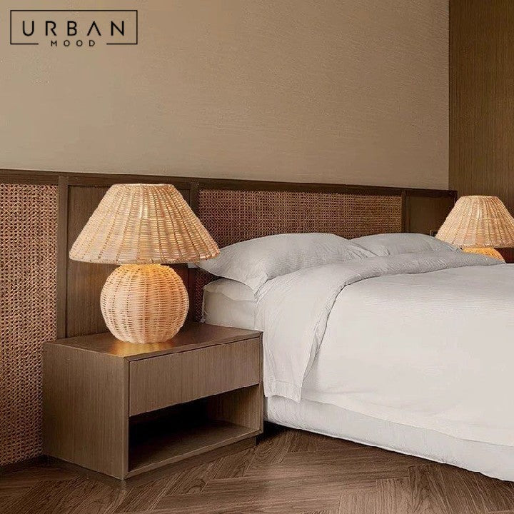 PERERA Rustic Rattan Table Lamp