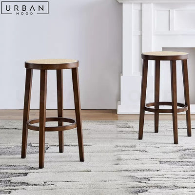 SOBRIN Rustic Rattan Bar Stool