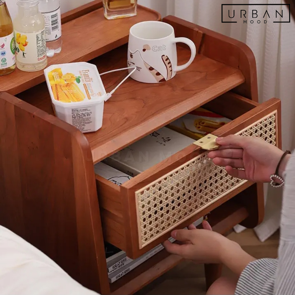 SPOTTY Rustic Rattan Side Table