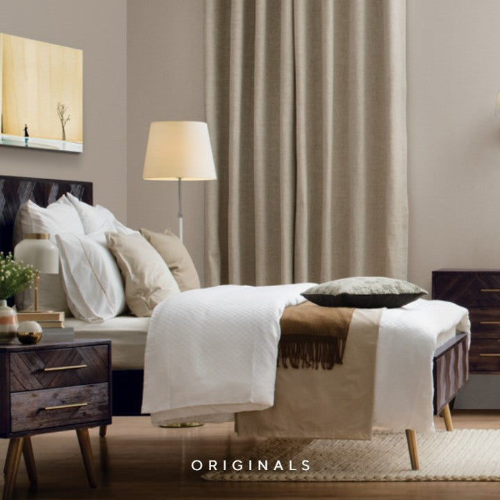 TILAH Modern Solid Wood Bedside Table