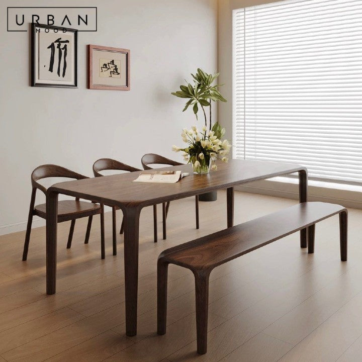 URQUIZA Modern Solid Wood Dining Table