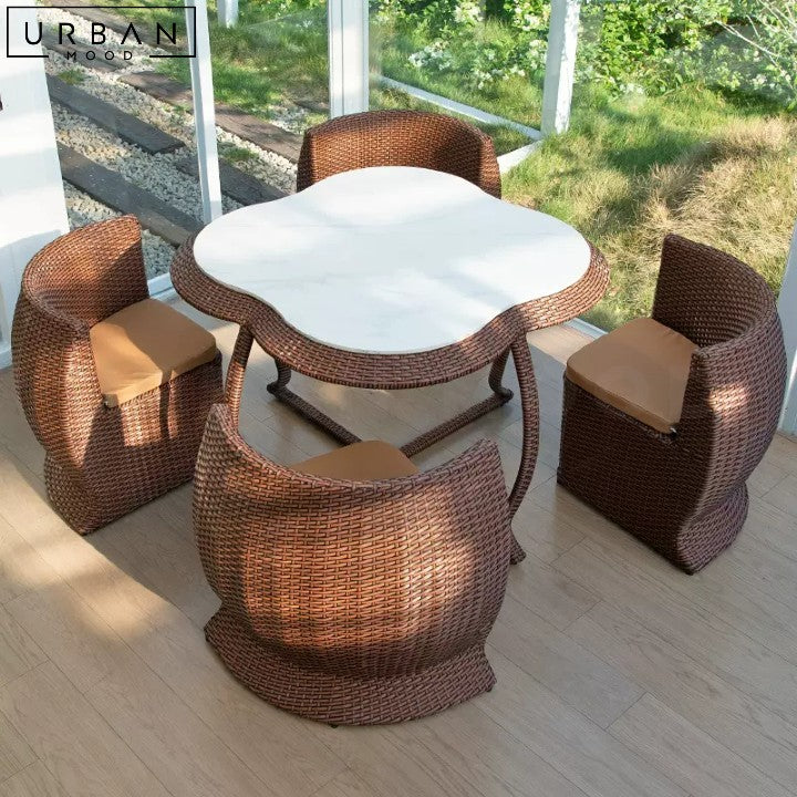 VADE Outdoor Table And Chairs