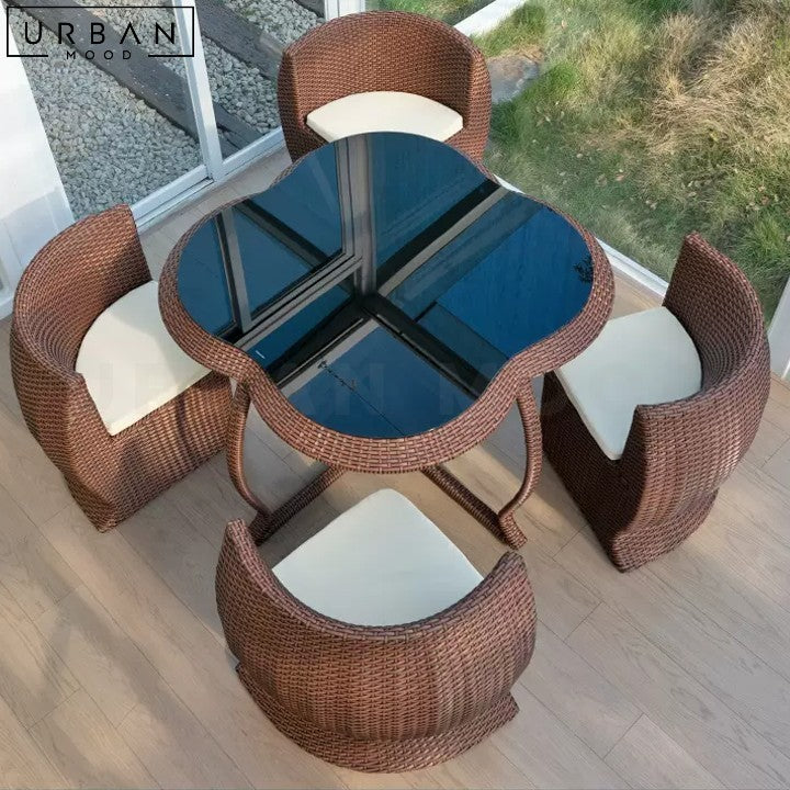 VADE Outdoor Table And Chairs