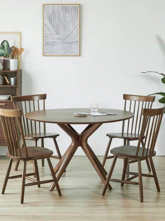 HACKEN Solid Wood Wishbone Round Dining Table