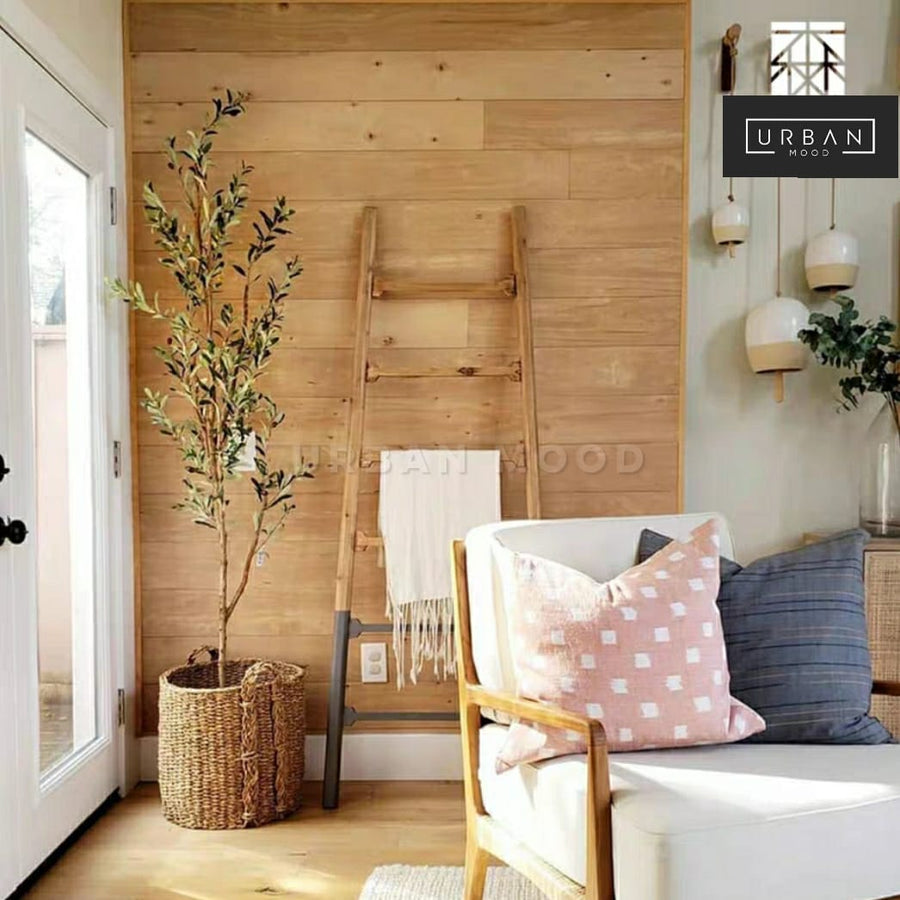 BRYCE Rustic Cedar Wood Ladder Rack – Urban Mood