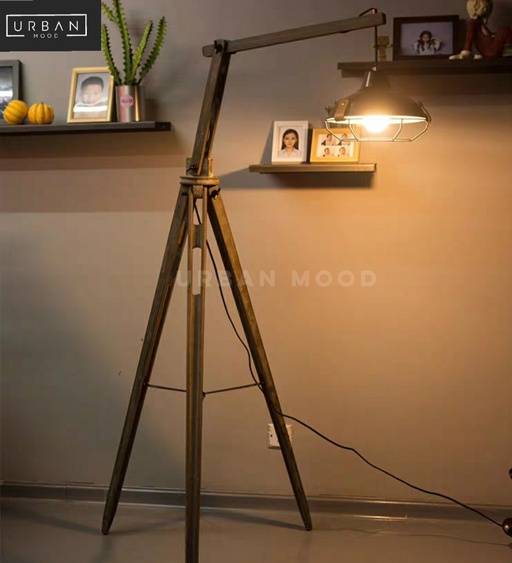 HENLEY Vintage Tripod Floop Lamp