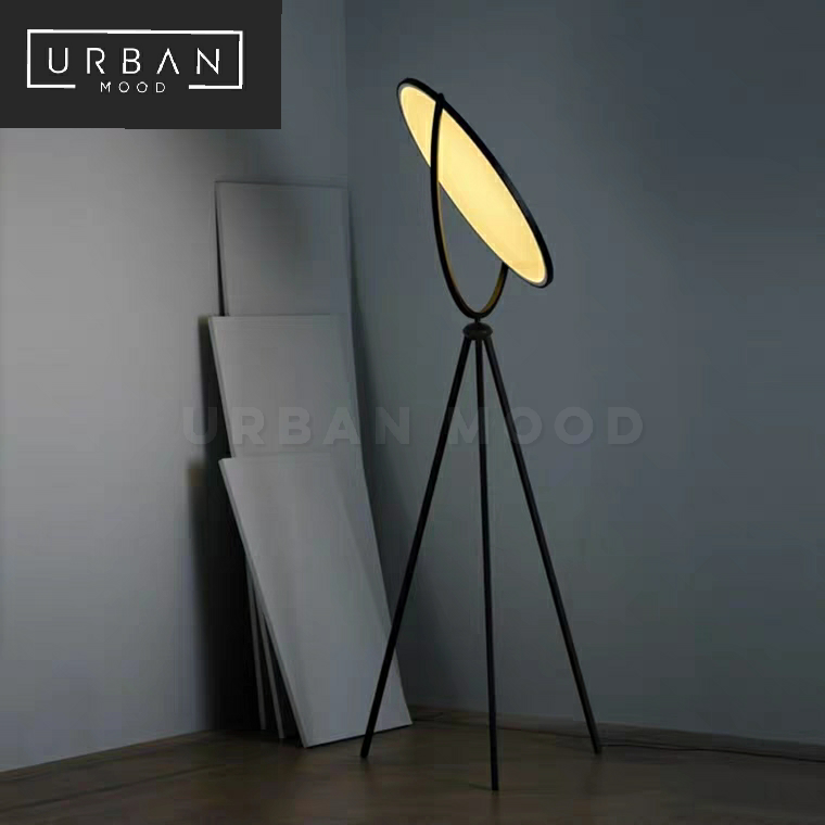 MIRI Studio Spotlight Floor Lamp