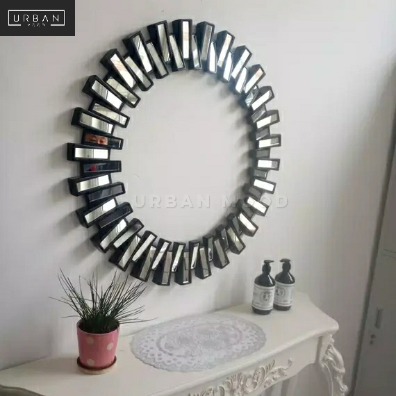 SHANDY Victorian Accent Wall Mirror