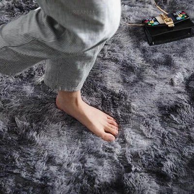 MINDY Fur Floor Rug