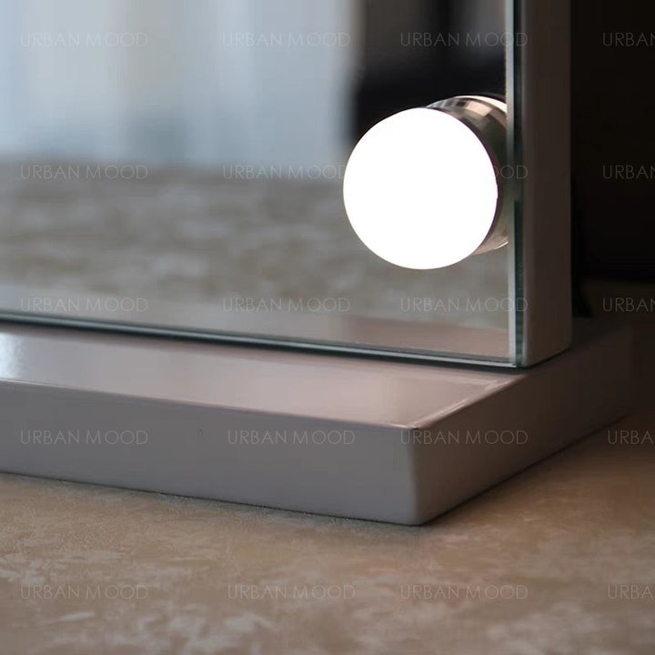 MINDY Spotlight Vanity Mirror