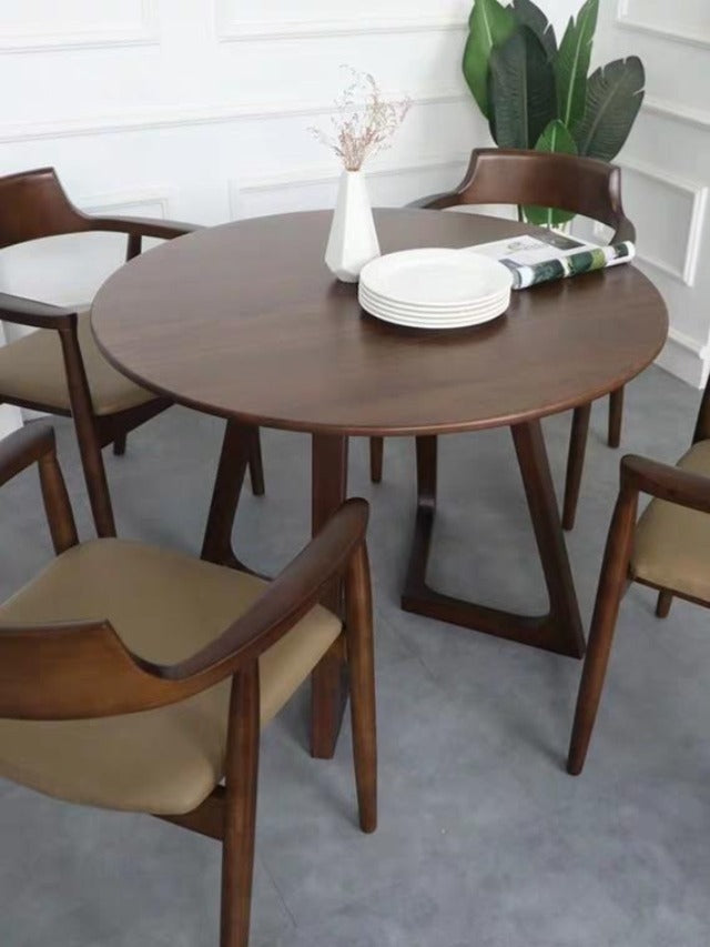 CARSON Solid Wood Round Dining Table – Urban Mood
