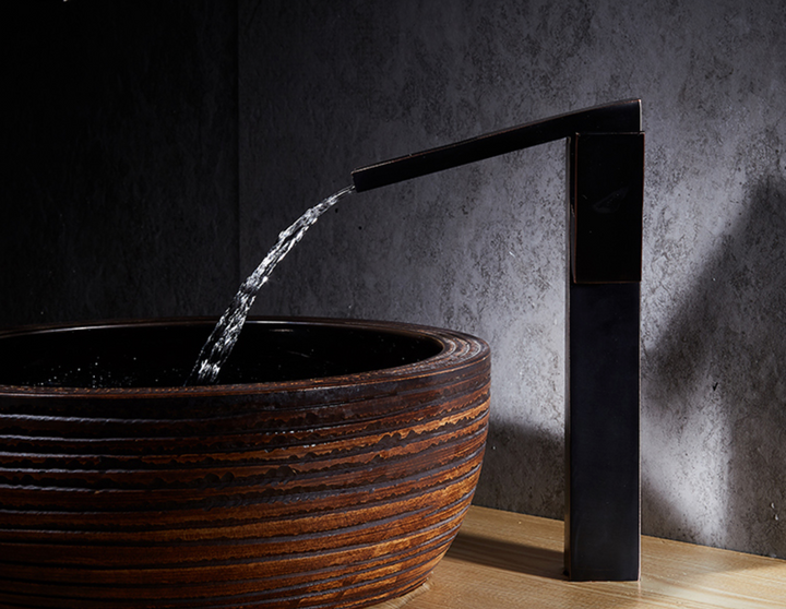 Modern Black Faucet Tap