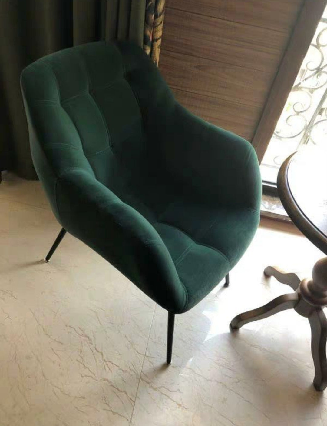 MEGHAN Modern Velvet Armchair