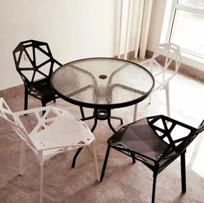 VALEN Outdoor Table & Chairs