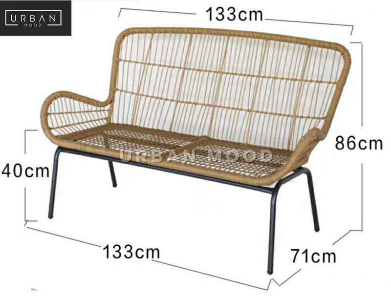 WAYNE Rattan Outdoor Table And Chairs