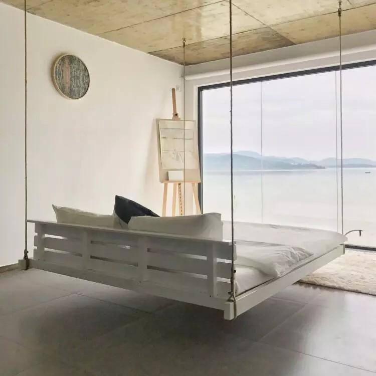 WYNTER Minimalist Floating Bedframe