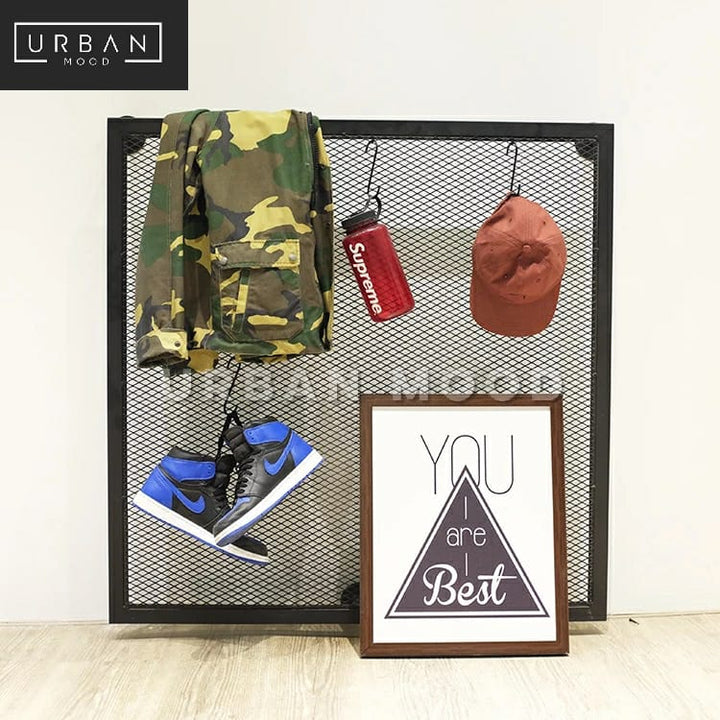 GARETH Minimalist Wireframe Clothes Stand