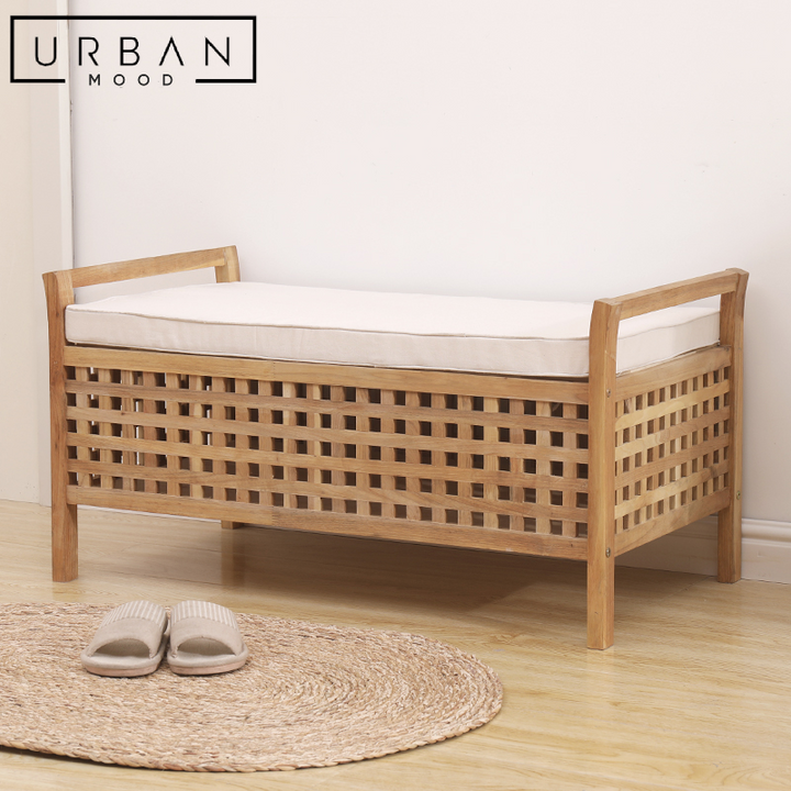 PULLMAN Scandinavian Storage Bench